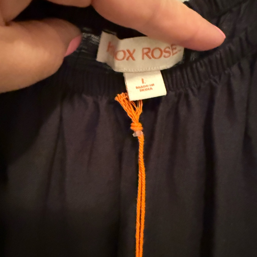 Knox Rose Black Dress - Picture 3 of 6